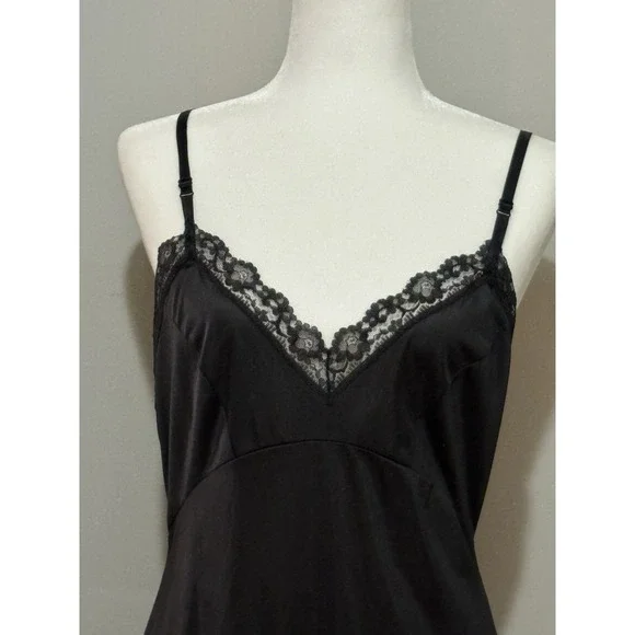 VTG JCPenney Black Nylon Lace Full Slip Nightgown Sz M Long Maxi Lingerie 53" - Picture 2 of 6